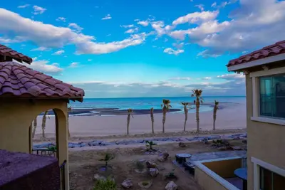 Image de 3br Condo sur la plage 73-3