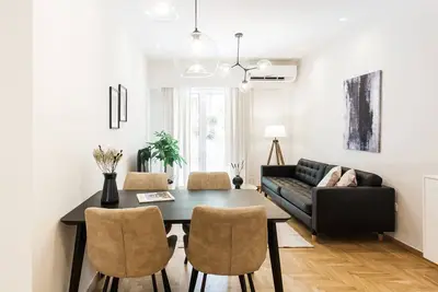 Image de Appartement 2bd paisible Ă Kolonaki