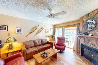 Image de Welcoming ski-in/ski-out home near ski area activities, trails, and events