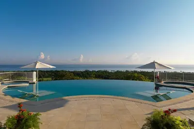 Image de Flower Hill - 6 Bedrooms - Sea Views