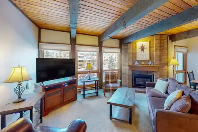 Image de Mountainside condo with pool & hot tubs - near Steamboat activities