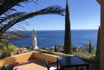 Image de Superbe Appartement 80m2 Vue Mer Panoramique Des Alpes A L'Esterel