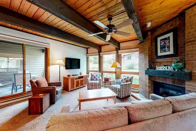 Image de Lovely Steamboat condo near lift with hot tubs, pool & free shuttle