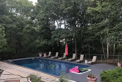 Image de Open Floor Concept, Multiple Living Areas, Multi-Level Deck, Heated Pool, . . .