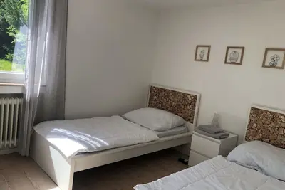 Image de Belle maison de vacances privée pour 6 personnes avec Wifi, Tv, terrasse, animaux admis et parking