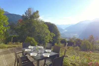 Image de Maison de vacances privée avec Wifi, Tv, terrasse, animaux admis, vue panoramique, parking