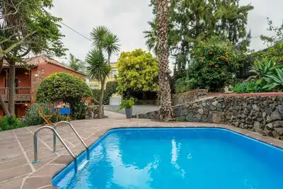 Maison de vacances privée avec Wifi, piscine privée, Tv, patio, vue panoramique, parking