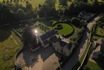 Image de A Large Cotswold Country Retreat\n\n