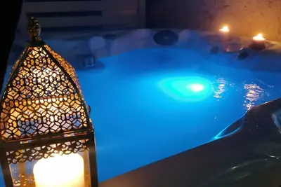 Image de Gite à la campagne Le Mas et son jacuzzi