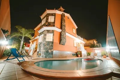 Image de Villa Morada Sonneland with private heated pool