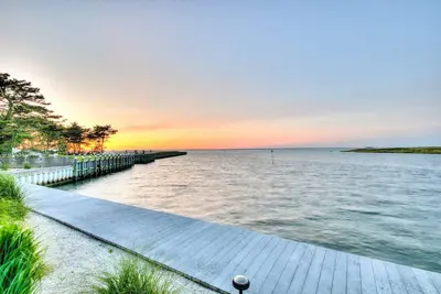 Image de Beach Haven, Bayfront