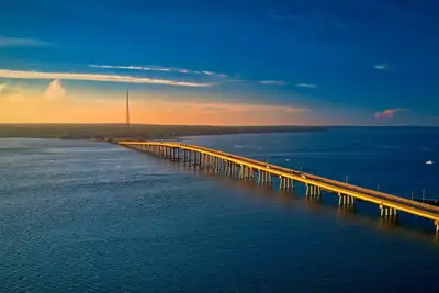 Image de Hampton's Retreat - Seas the Moment