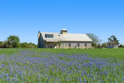 Image de Brenham-Home\/Barn amazing place to stay! Completed 2019
