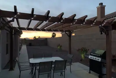 Image de Ultimate Sunridge Estates Large Family Getaway! 6 Minutes to Lake Mohave!