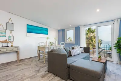 20 km from Barcelona from beach apartment