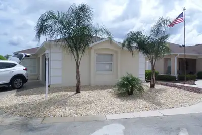Image de Lovely 2 Bed/ 2 Bath Courtyard Villa and great location!
