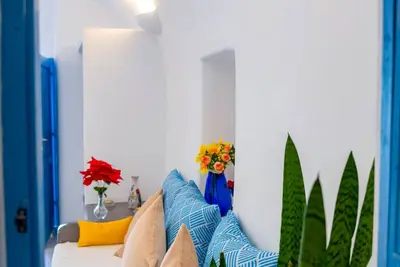 Image de Bonita Santorini Cave: Stay in a Dreamy Cave House in the Heart of Santorini!