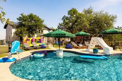 Image de Pool/Spa, Treenet, Pickle, Game Rm, View, Sleep 24