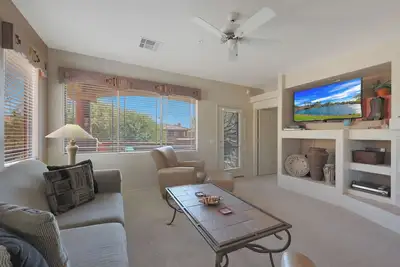 Image de A perfectly comfortable and perfectly located Scottsdale condo
