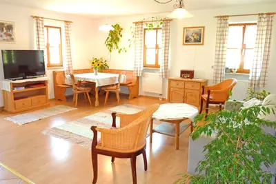 Image de Apartment I separate bedroom and east-facing balcony, 66 sqm
