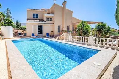 Maison de vacances privée avec piscine privée, climatisation, Wifi, Tv, patio, vue panoramique