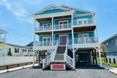 Image de Salty Forever - Private Pool W/Pool Heater and Easy Beach Access!