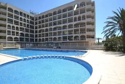 Image de Agréable appartement pour 4 personnes avec climatisation, Wifi, piscine, Tv et balcon