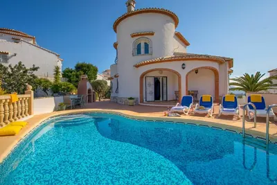 Image de Merveilleuse maison de vacances privée avec piscine privée, Wifi, Tv, terrasse et parking