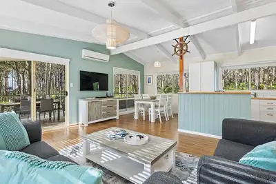Image de Mystery Bay Retreat - Bush Front Coastal Stay