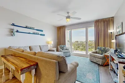Image de Cozy Condo, Private balcony, Free chairs & umbrella, Near the Beach
