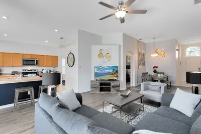 Image de Immaculate 4 bedrooms 3 bathroom is exceptional for your next vacation