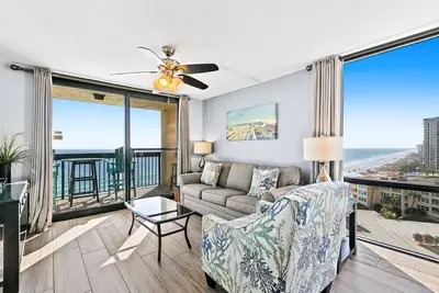 Image de 10th Floor Beautiful Condo, Splash pad w/ multiple pools & hot tub