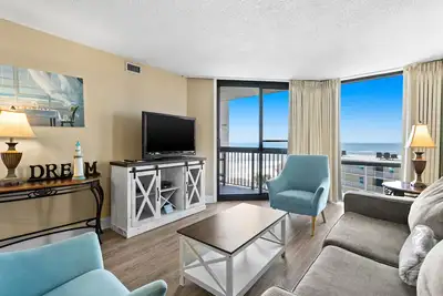 Image de Lovely Sixth-Floor Condo, with Shared Splash Pad, Multiple Pools, & Hot Tub