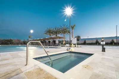 Image de Near Disney! 4 B/R with Free Parking & Free Wi-Fi, Family Friendly Out Door Pool