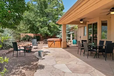 Image de Lovely Home with Hot Tub in the Sedona Golf Resort Community | Bighorn - S014