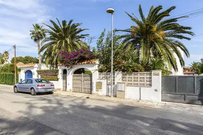 Image de Merveilleuse maison de vacances pour 6 personnes avec Tv, terrasse et parking