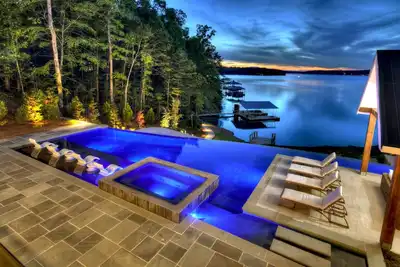 Image de Lakefront Oasis Summer almost Booked!