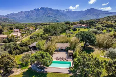 Image de Corsica Eco Lodge \"Casa Canna\".