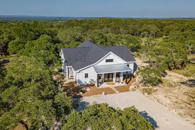 Image de Oaks Ranch- Gorgeous Home near Guadalupe River State Park