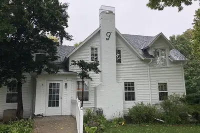 Image de Historic Garst Farmhouse at Whiterock Conservancy