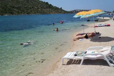 Image de Appartement de vacances Podorljak pour 1 - 8 personnes avec 3 chambres à coucher - Logement de vacan