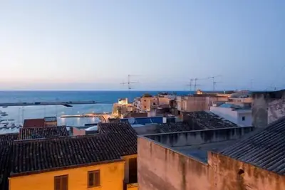 Image de Appartement de vacances Castellammare del Golfo pour 3 - 5 personnes avec 2 chambres à coucher - Log