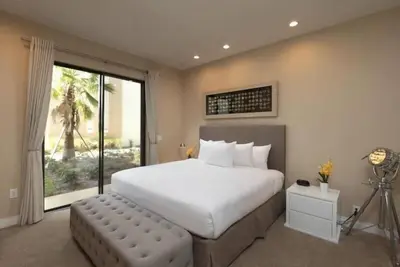 Image de Ultimate Orlando Getaway! 4br Villa w/ Full-Kitchen | Private Balcony + Pool