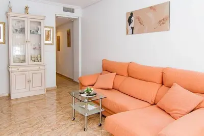 Image de Appartement de vacances Torrevieja pour 1 - 4 personnes avec 3 chambres Ă coucher - Logement de vaca