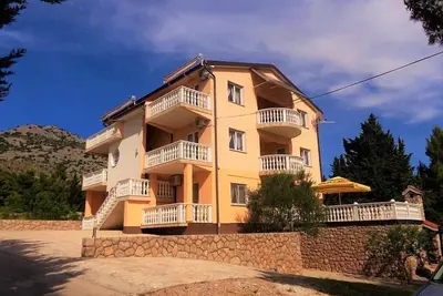 Image de Appartement de vacances Starigrad Paklenica pour 1 - 5 personnes avec 1 chambre Ă coucher - Logement