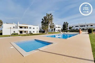 Image de PÊRA Secret Garden 1 And Pool by Homing