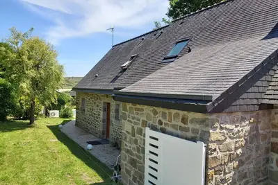 Image de Penty en Pierres, 6-8 Personnes, Plage de Kerloc'h (Piscine chauffée privée)