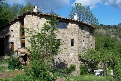 Image de Maison de vacances Gluiras pour 4 - 7 personnes avec 3 chambres à coucher - Ferme