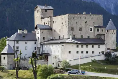 Image de Appartement de vacances Nauders pour 1 - 4 personnes avec 2 chambres à coucher - Château\/château for
