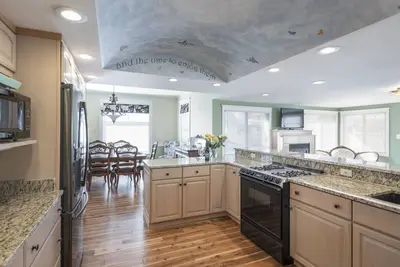 Image de The Victorian House of Boyne-3 blocks from Downtown& Waterfront